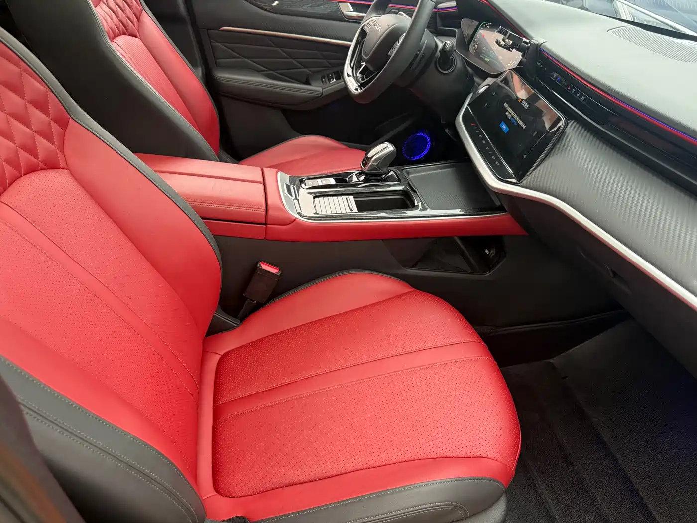 Dongfeng Aeolus Yixuan MAX 2021 2021 1.5T Trendy Dad Edition