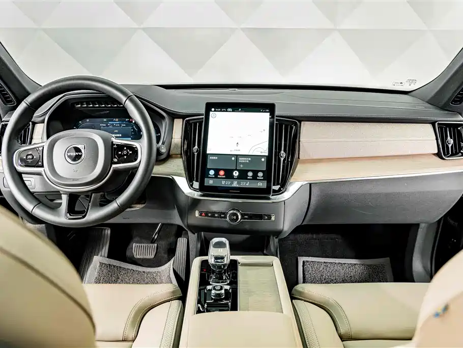 Volvo XC90 Plug-in Hybrid 2026 2025 Facelift T8 Intelligent Luxury 7-Seater