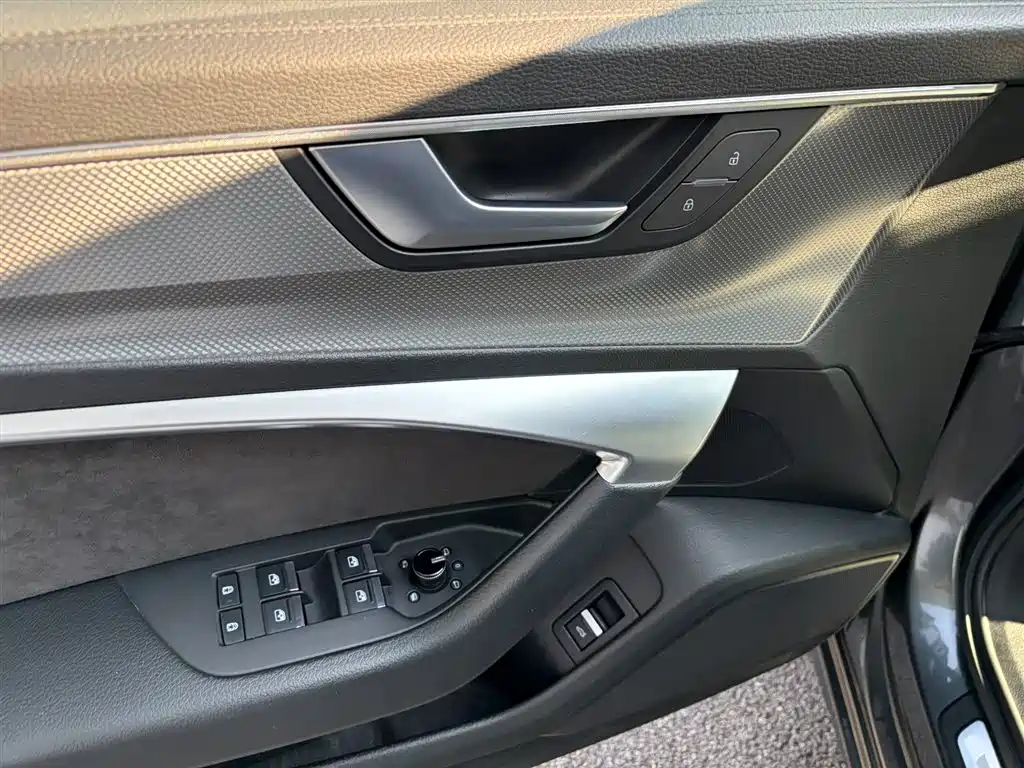 Audi A6L 2019 45 TFSI quattro Premium Dynamic фото 9