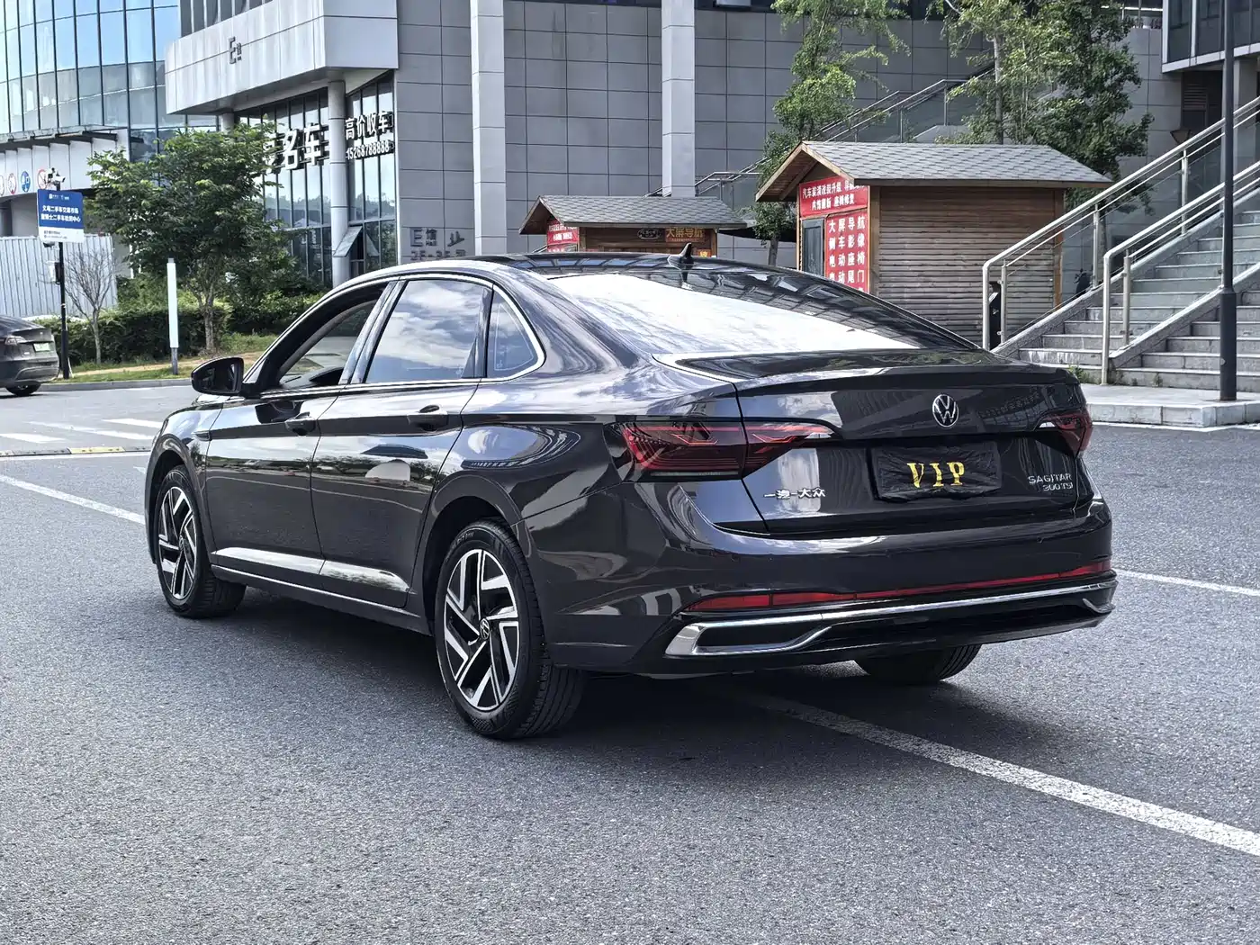 Volkswagen Sagitar 2023 300TSI DSG Surpassing Edition фото 4