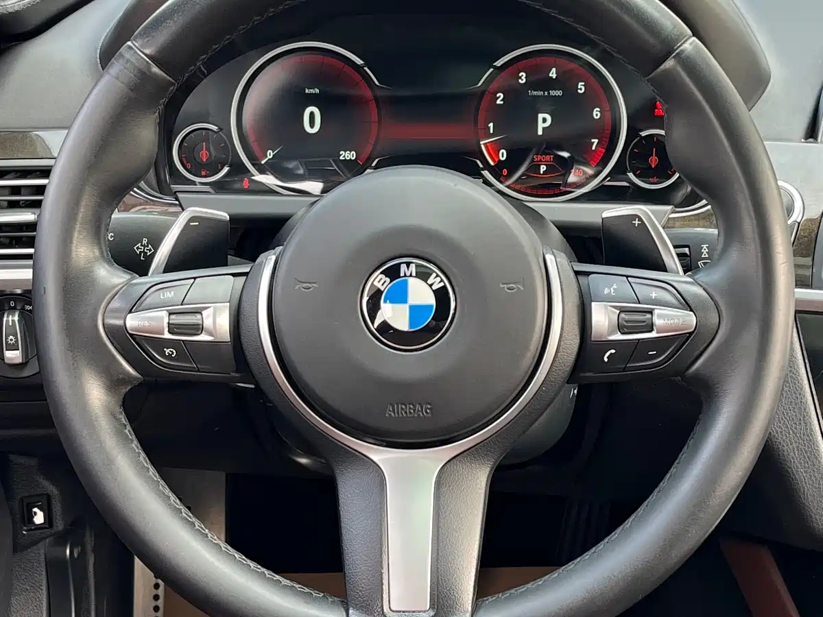 BMW 6 Series 2016 640i Gran Coupe фото 38