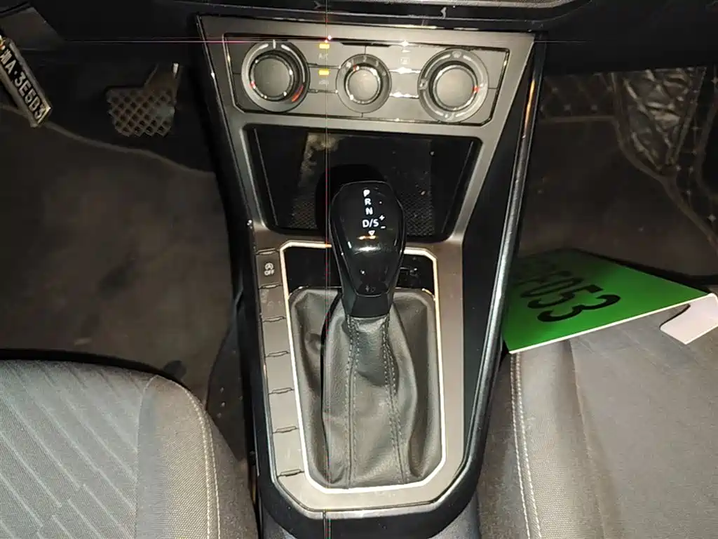 Volkswagen Lavida 2023 Xinrui 1.5L Auto Xinyi Edition фото 14