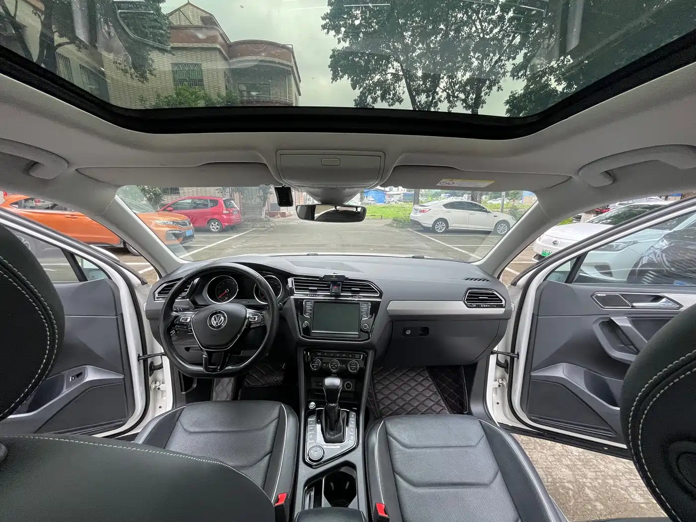 Volkswagen Tiguan L 2017 380TSI Automatic 4WD Ultimate Flagship Edition фото 25