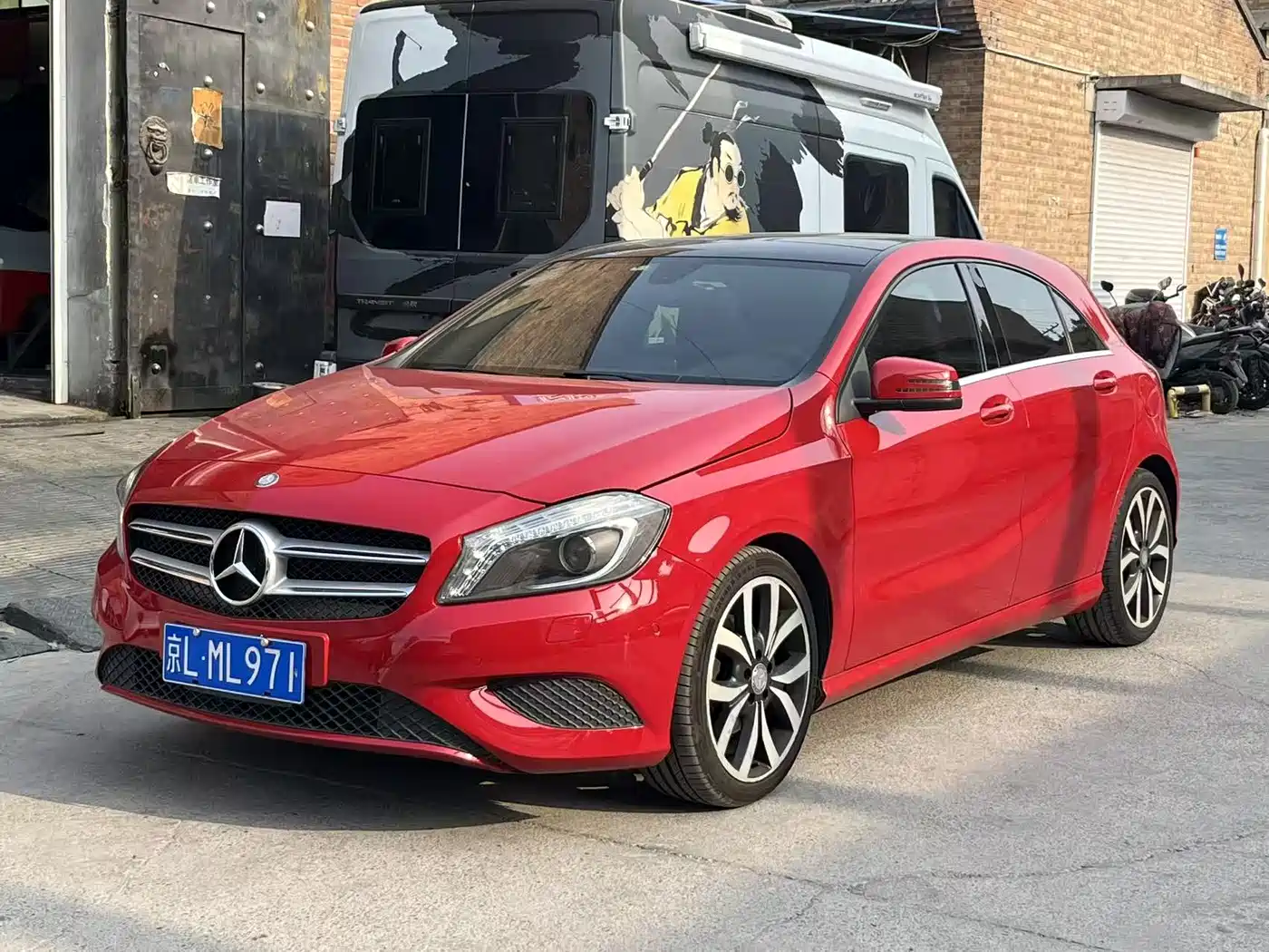 Mercedes-Benz A-Class (Import) 2015 A 200 Fashion фото 7