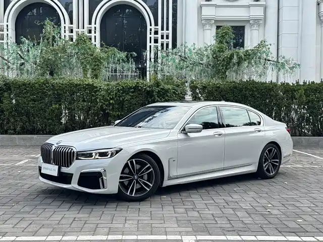 BMW 7 Series 2021