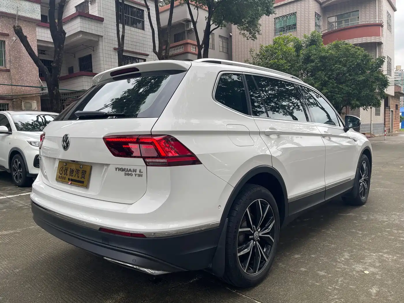 Volkswagen Tiguan L 2017 380TSI Automatic 4WD Ultimate Flagship Edition фото 5