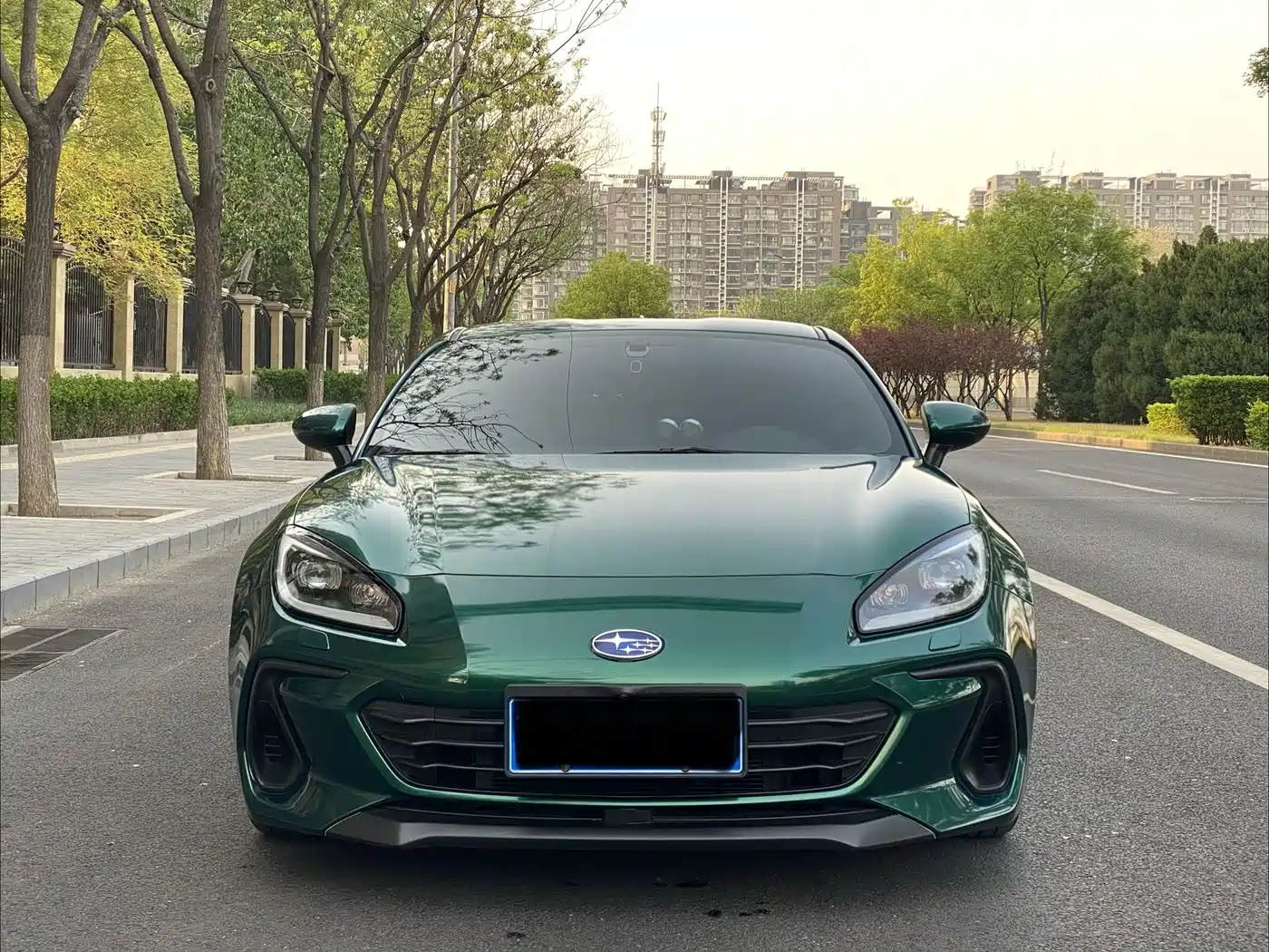 Subaru BRZ 2023 2.4L Manual 10th Anniversary Edition фото 5