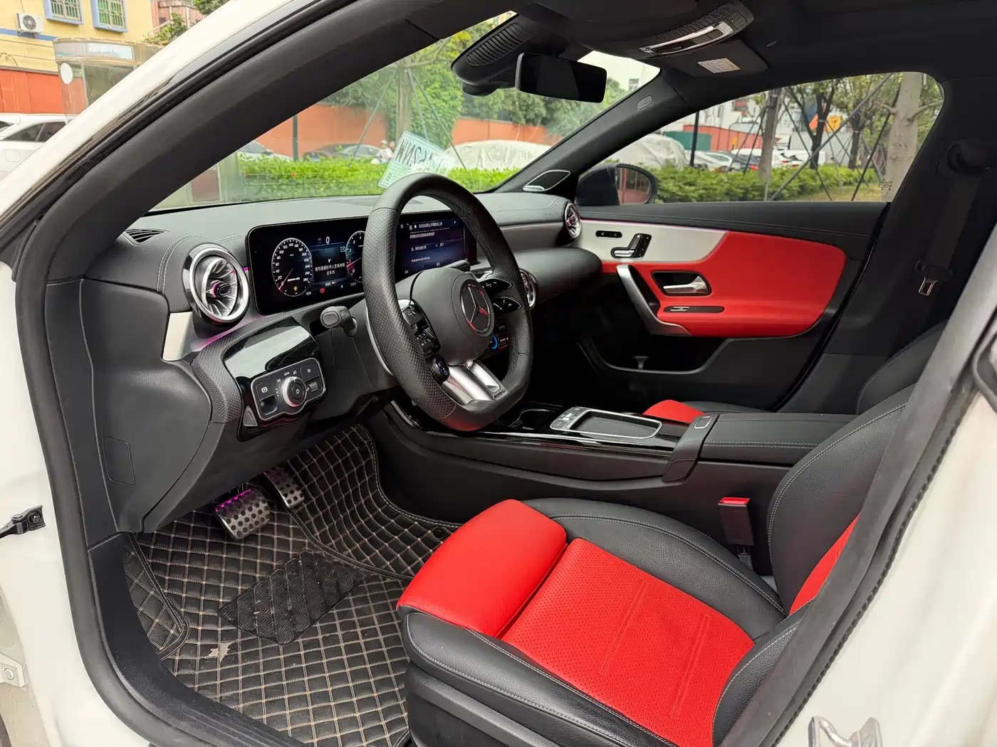 Mercedes-Benz CLA AMG 2024 AMG CLA 35 4MATIC фото 4