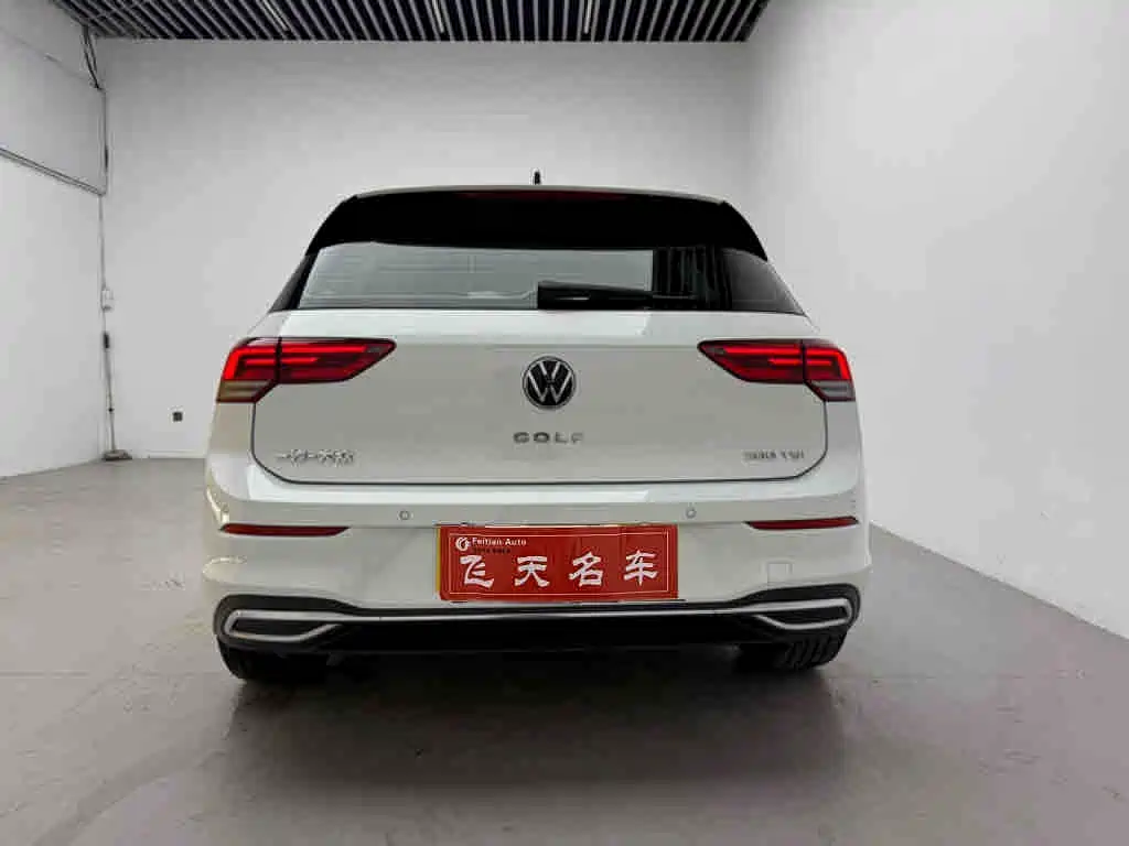 Volkswagen Golf 2021 200TSI DSG Pro фото 5