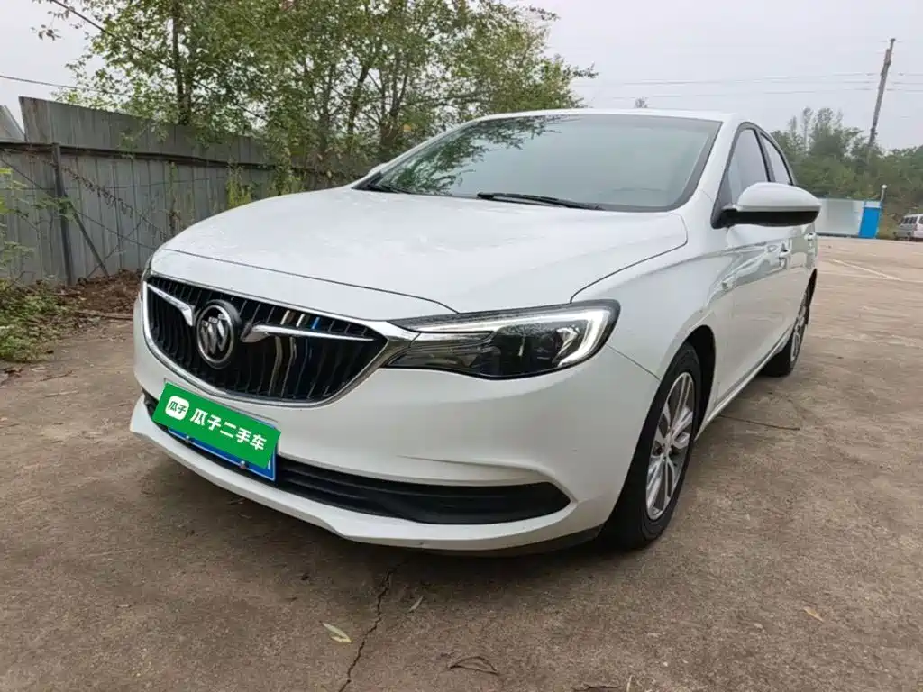 Фото 1 - Buick Excelle