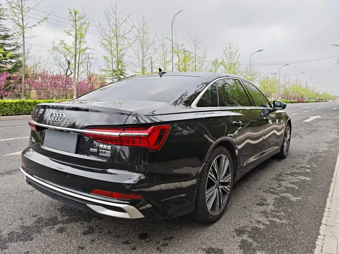 Audi A6L 2023 55 TFSI quattro Premium Dynamic фото 2