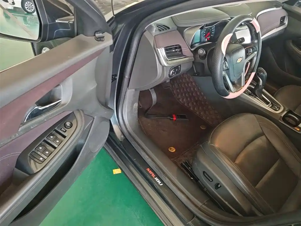 Chevrolet Malibu 2018 530T Automatic Luxury Edition фото 16