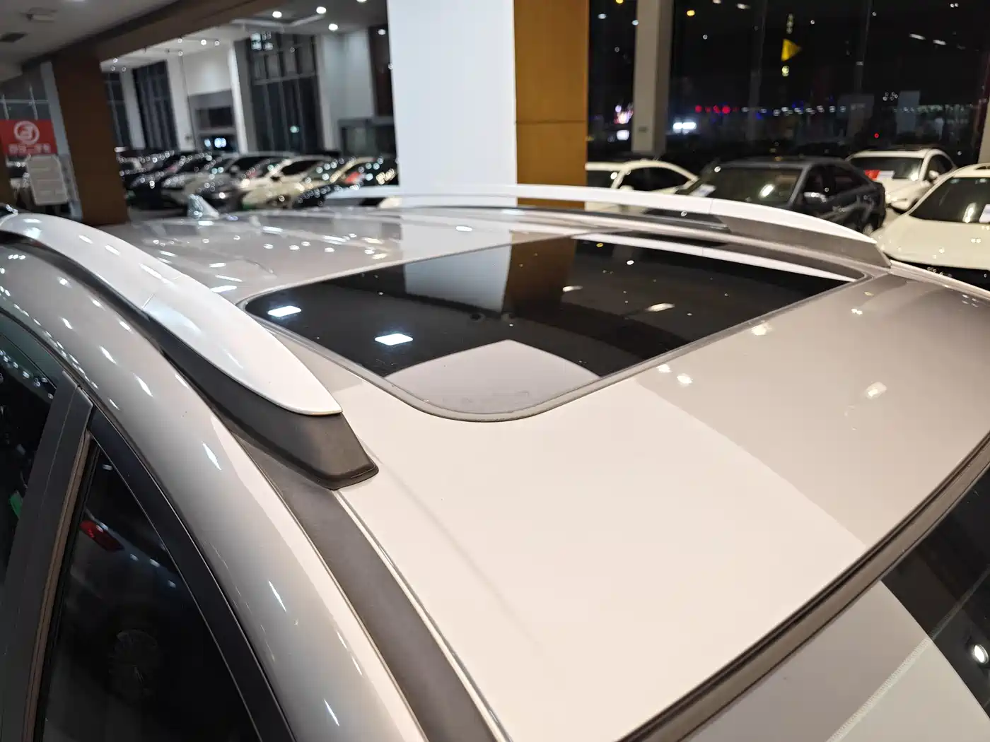Toyota RAV4 Rongfang 2019 2.0L CVT 2WD Trend Edition China VI фото 32