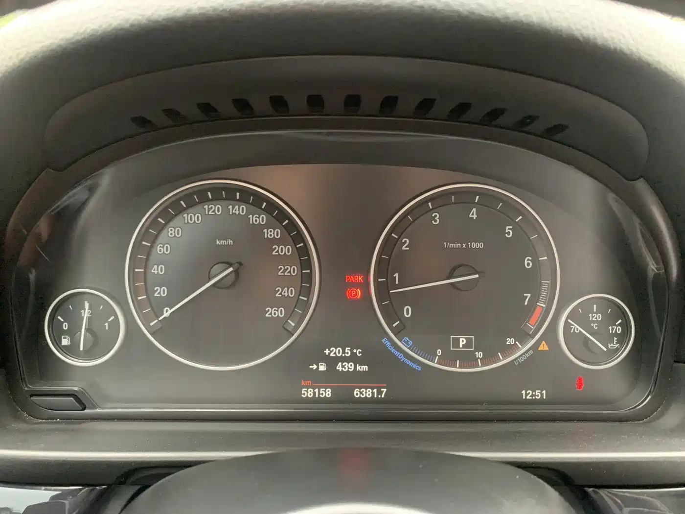 BMW 5 Series (Import) 2014 520i Classic фото 20