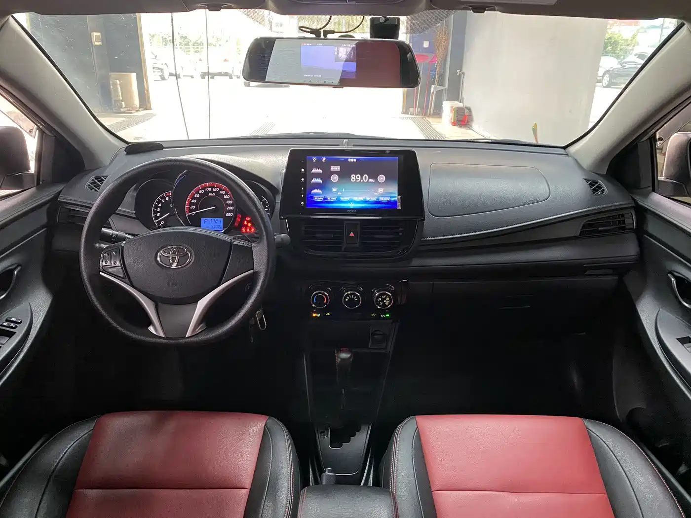 TOYOTA VIOS