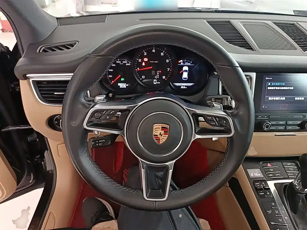 Porsche Macan 2017 Macan 2.0T фото 11