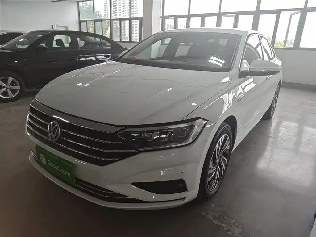 Volkswagen Sagitar 2022 280TSI DSG Surpassing Edition фото 2