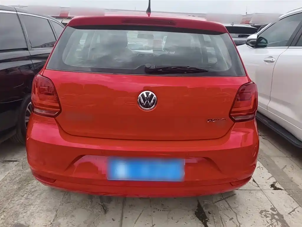 Volkswagen Polo 2016 1.6L Automatic Comfort фото 6