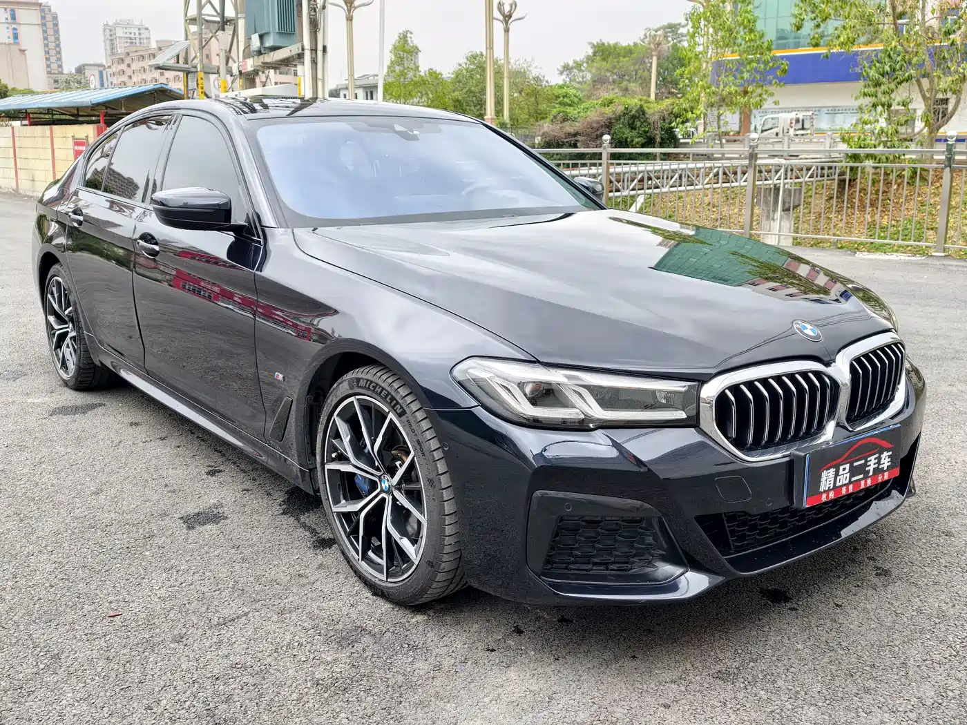 BMW 5 SERIES