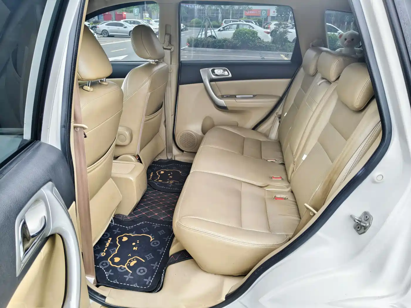 Haval H6 2013 Upgrade 2.4L Automatic 2WD Elite фото 12