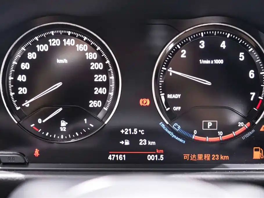 BMW 1 Series 2022 120i M Sport Shadow Edition фото 27