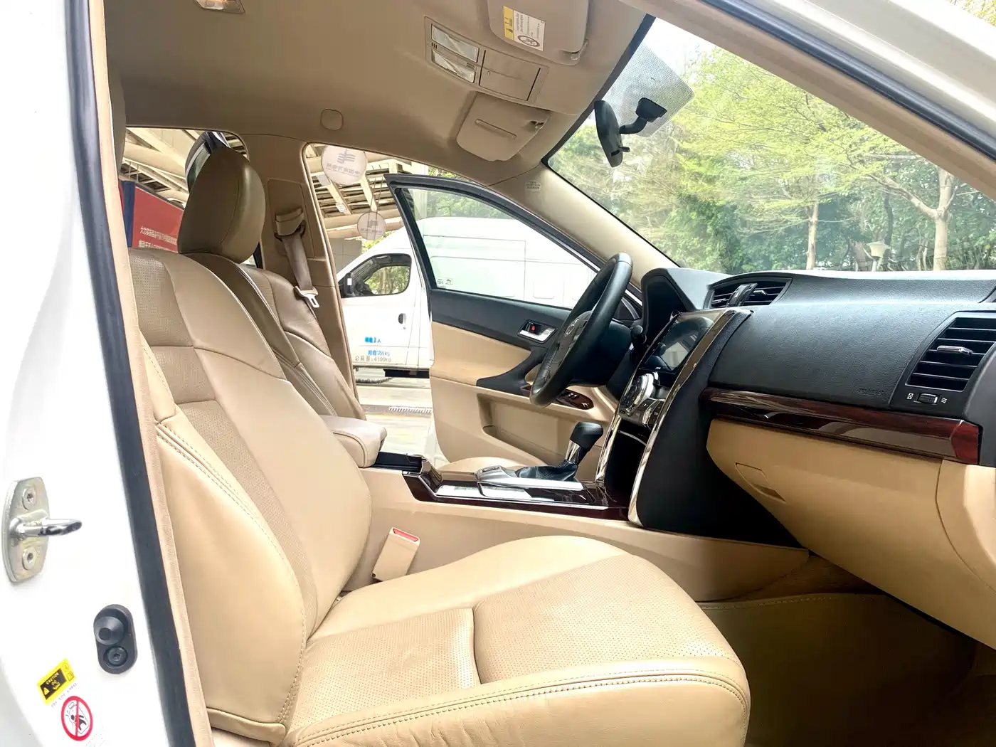 Toyota Reiz 2010 2.5S Elegance Elite Edition фото 12