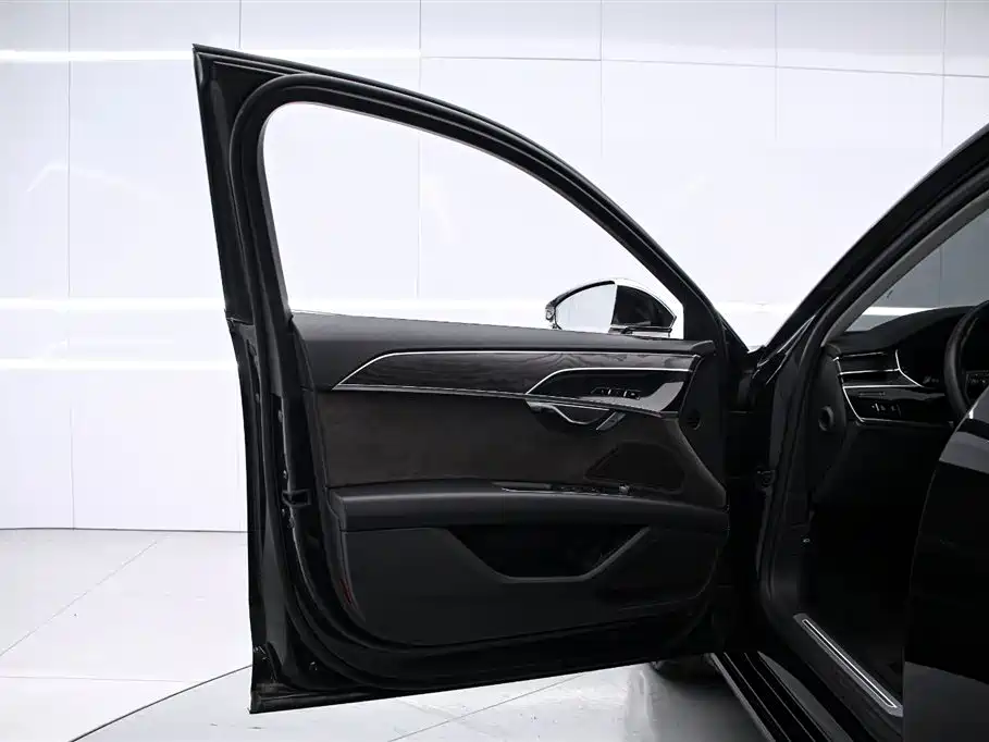 Audi A8 2019 Plus A8L 50 TFSI quattro Comfort фото 11