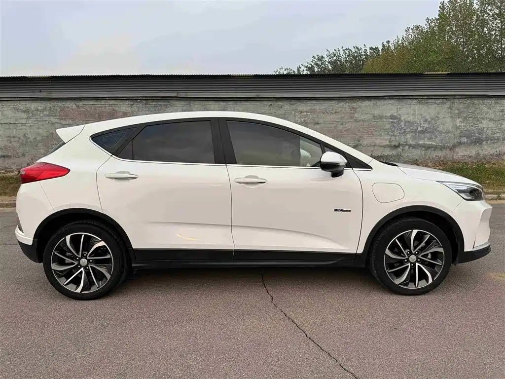 GEELY AUTOMOBILE EMGRAND GSE
