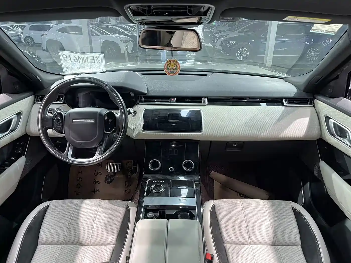 Land Rover Range Rover Velar 2018 2017 P380 R-DYNAMIC SE