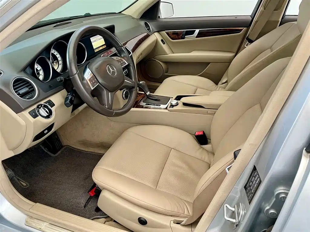 Mercedes-Benz C-Class 2011 C 200 CGI Elegance фото 6