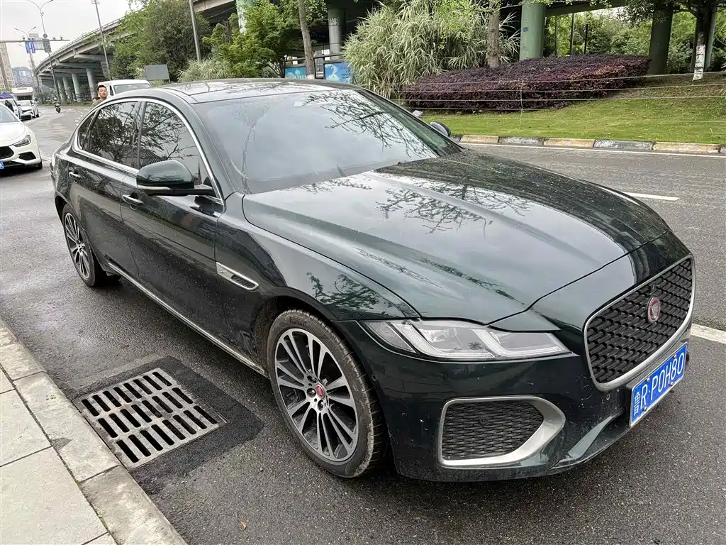 JAGUAR XFL