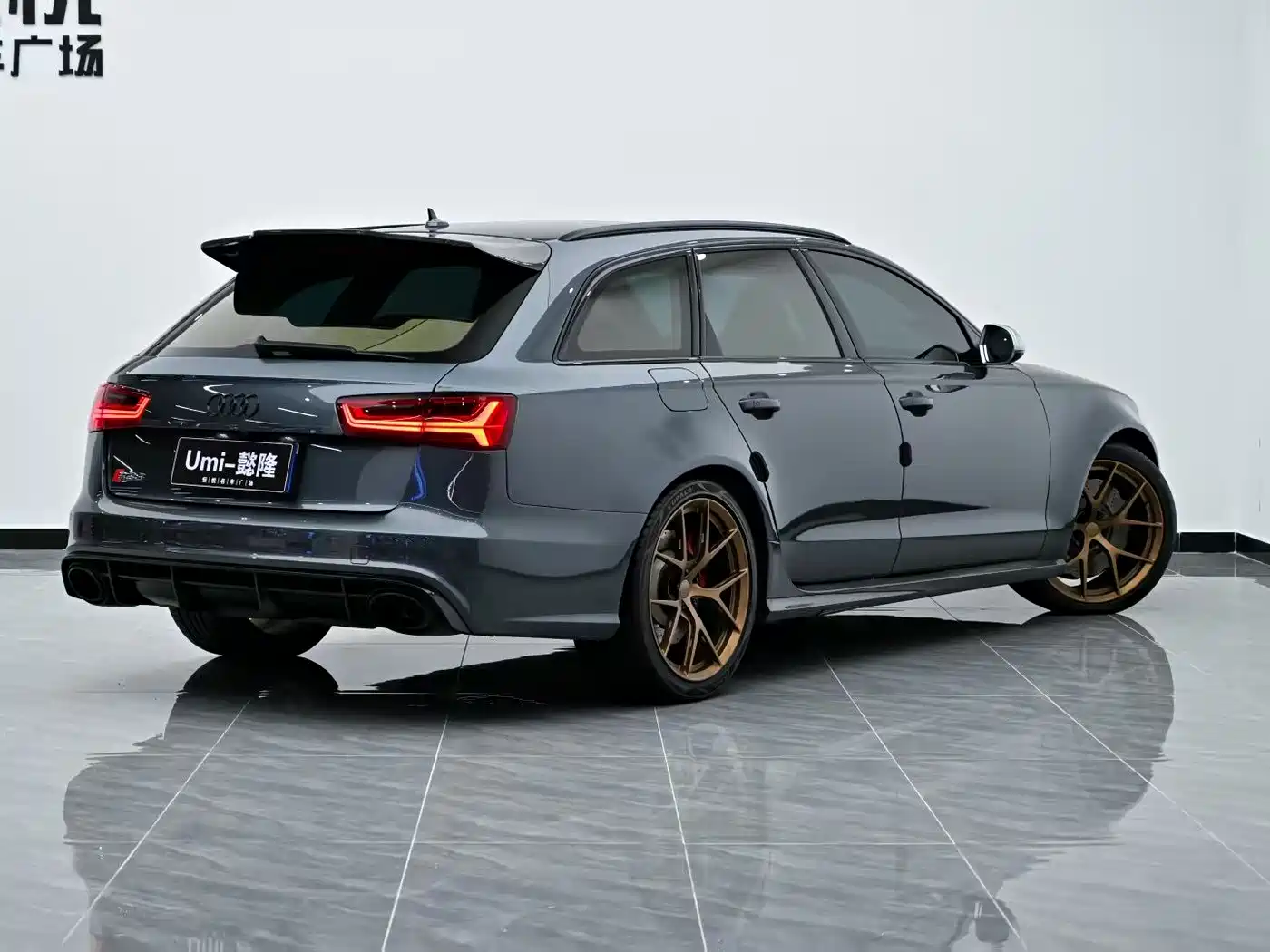 Audi RS 6 2016 RS 6 4.0T Avant фото 4