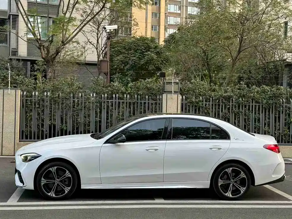 Mercedes-Benz C-Class 2022 C 260 L Night Sport Edition фото 5