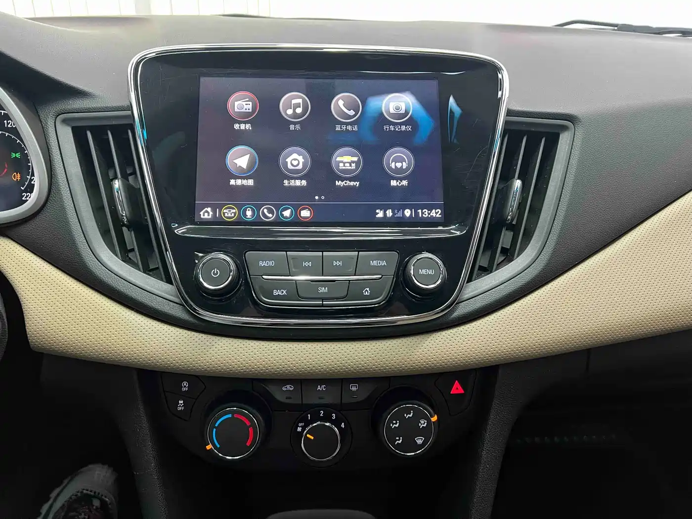 CHEVROLET CRUZE