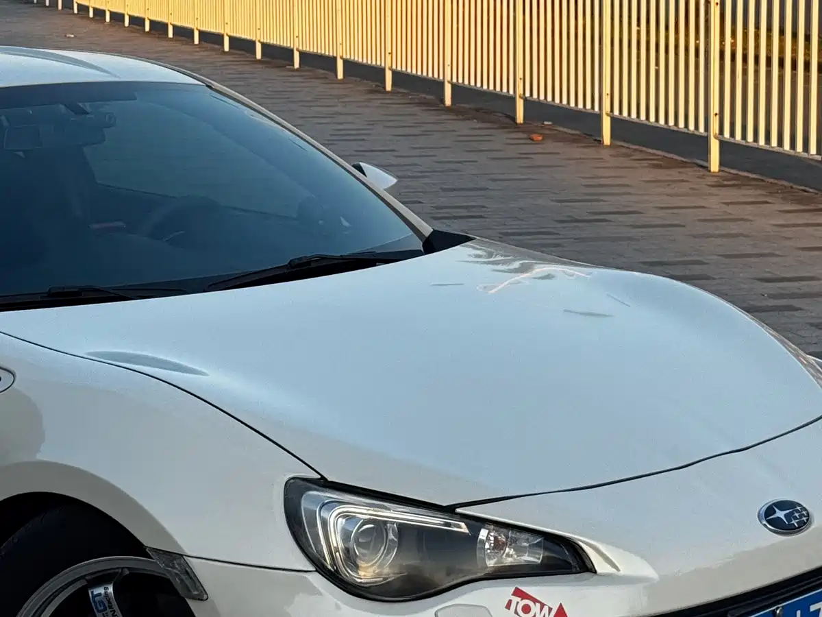 Photo 3 - Subaru BRZ