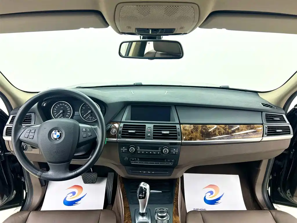BMW X5 (Import) 2013 xDrive35i Leading фото 7
