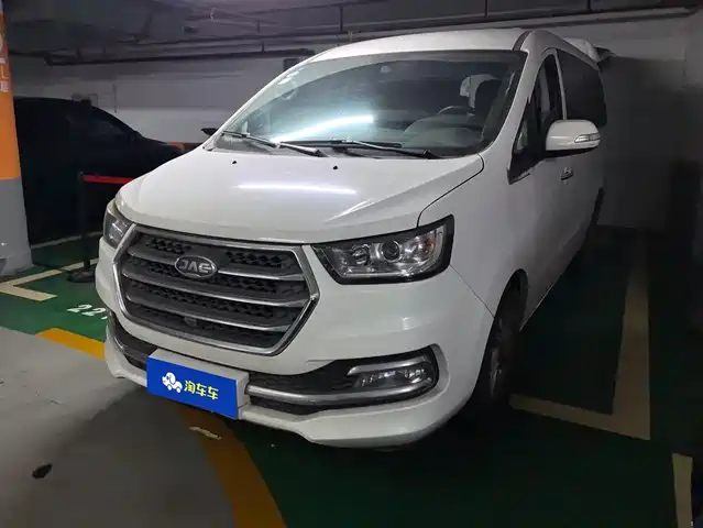 JAC Motors RUIFENG M4