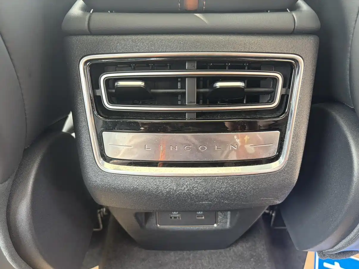 Lincoln Z 2025 2025 2.0T Premium Edition