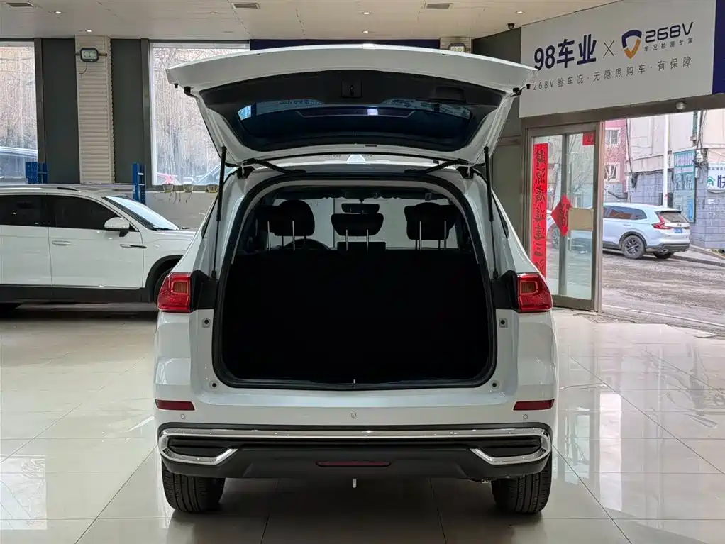 Haval M6 2021 PLUS 1.5T DCT Luxury Smart Connect фото 23