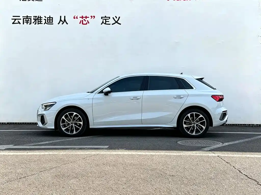 Фото 2 - Audi A3