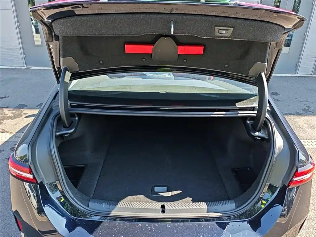 BMW i5 2026 2025 eDrive 35L M Sport Package
