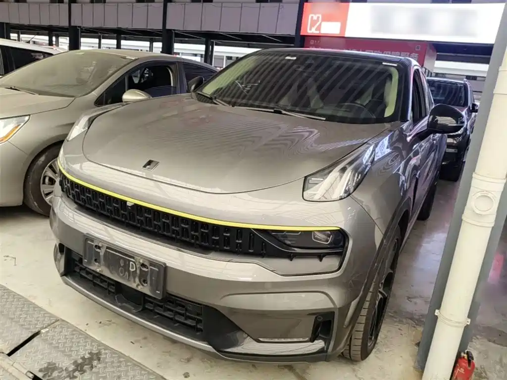 Lynk & Co 05 2022 2.0TD 2WD Shine Halo фото 2