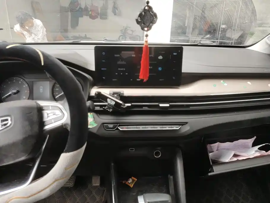 Geely Vision X3 2022 2021 PRO 1.5L CVT Premium