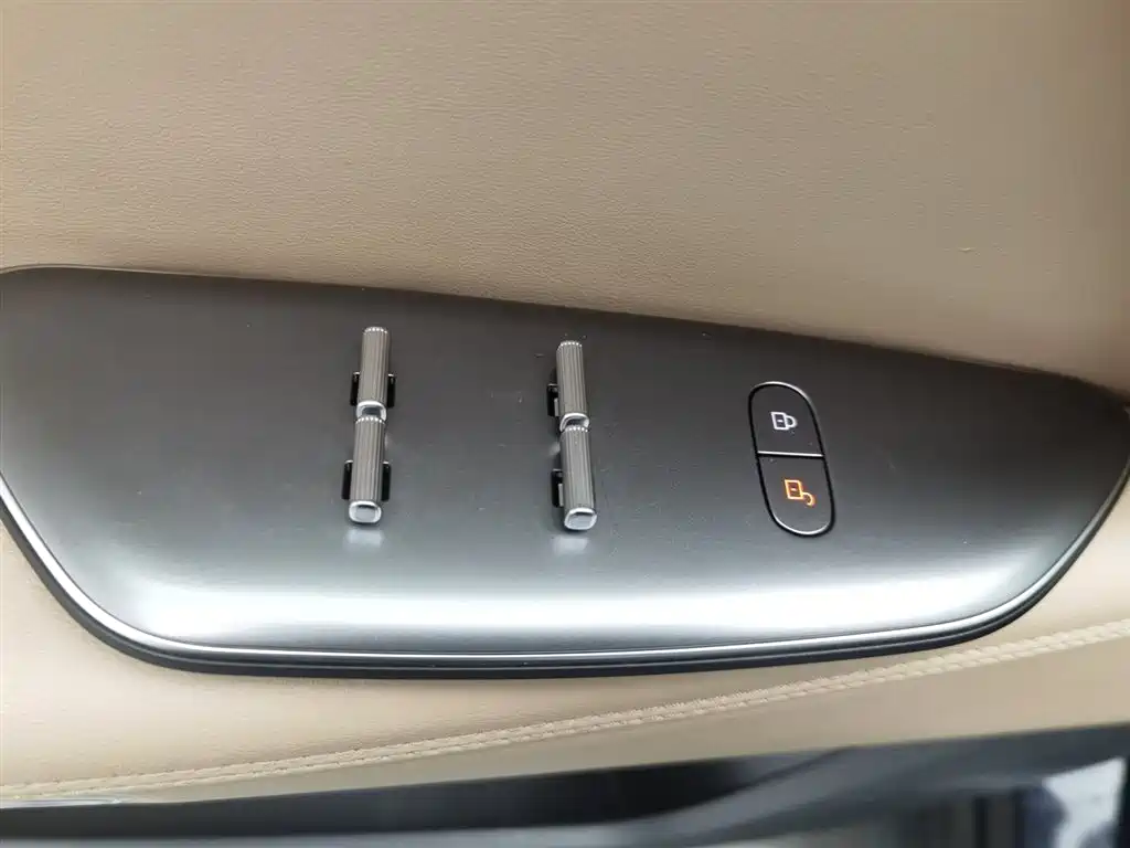 ARCFOX EXTREME FOX POLAR FOX ALPHA T5