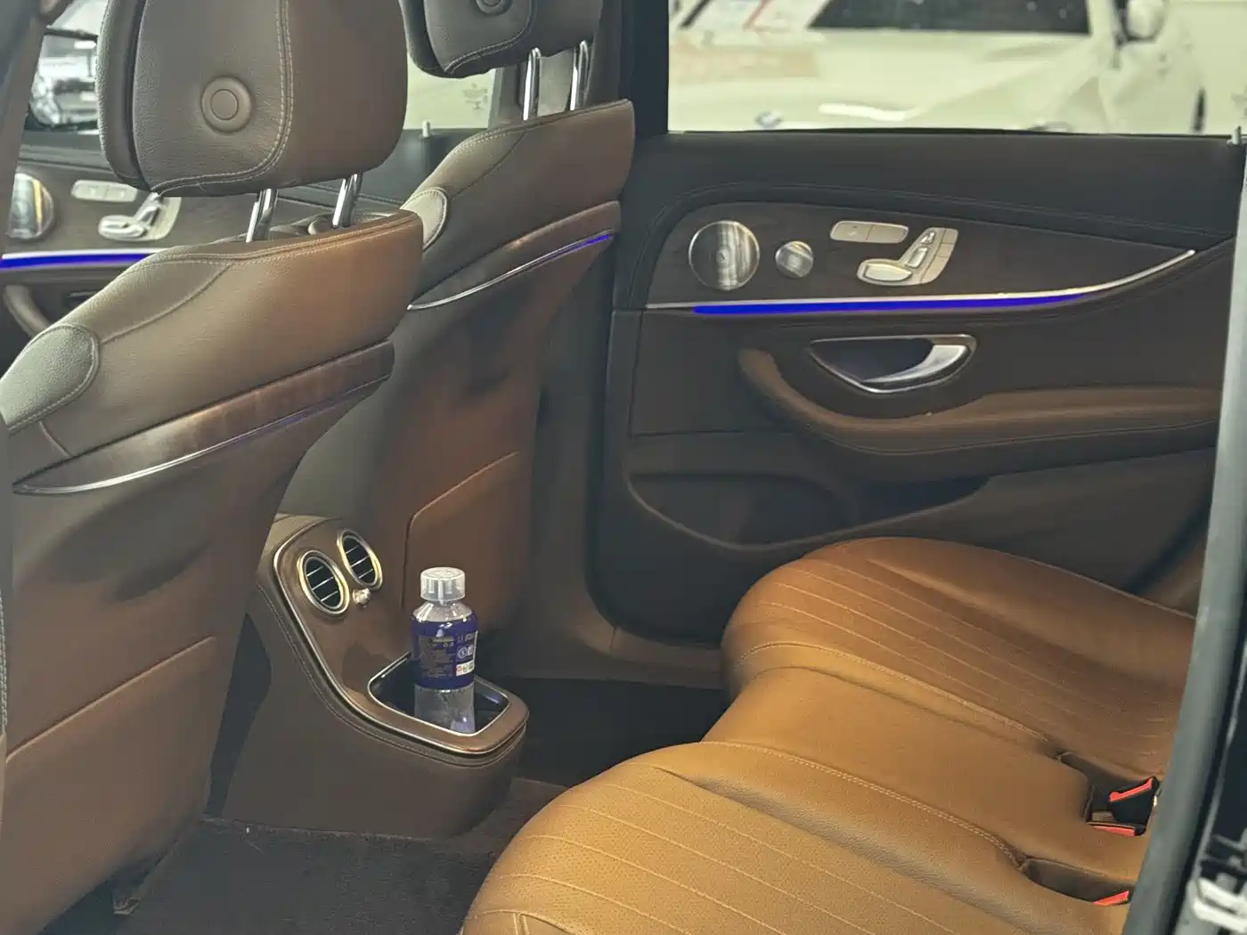 Mercedes-Benz E-Class 2021 E 300 L Luxury фото 8
