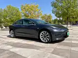 Фото 3 - Tesla Model 3