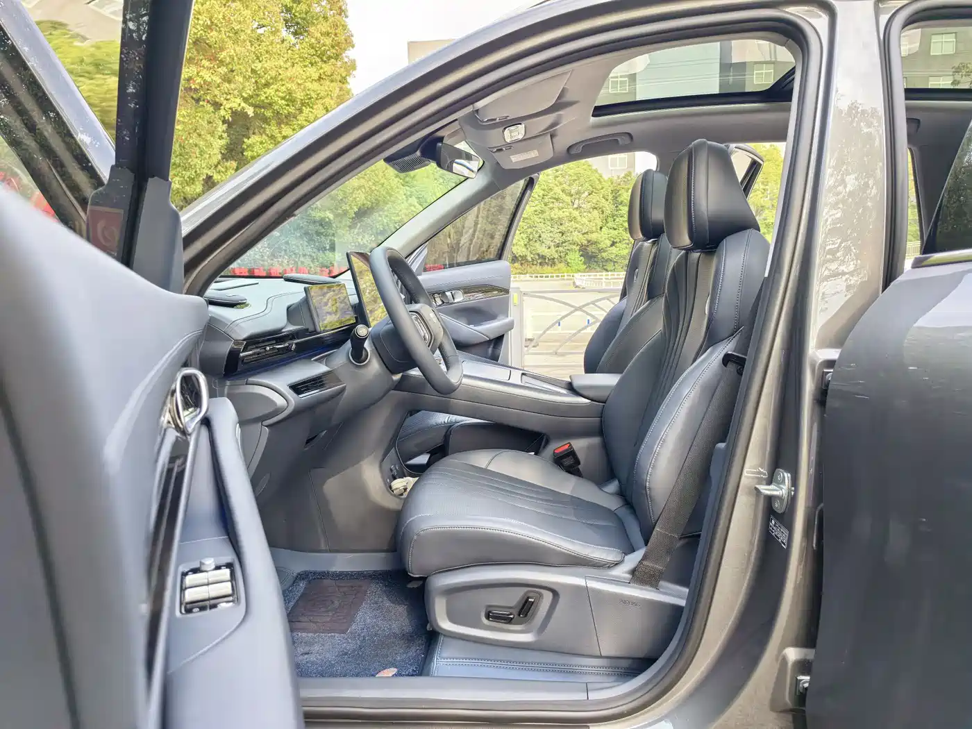 GEELY GALAXY GALAXY E5