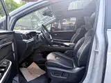 Photo 6 - Hyundai Custo