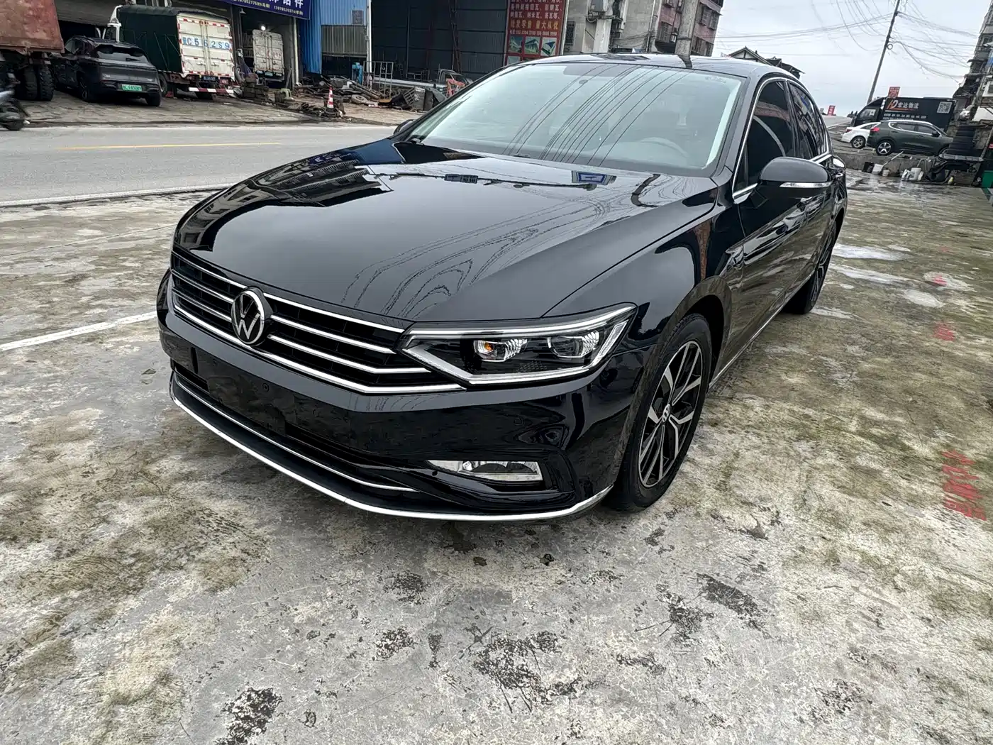 VOLKSWAGEN MAGOTAN