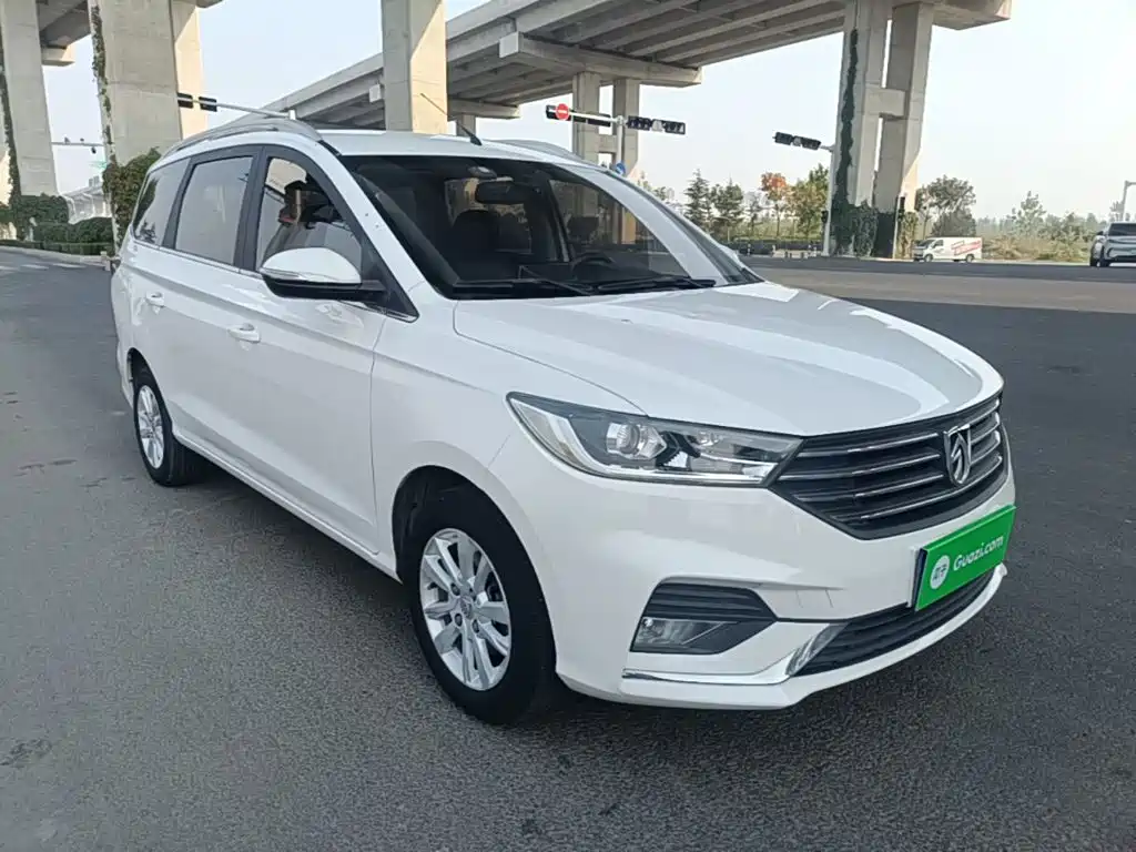 Photo 4 - Baojun 360